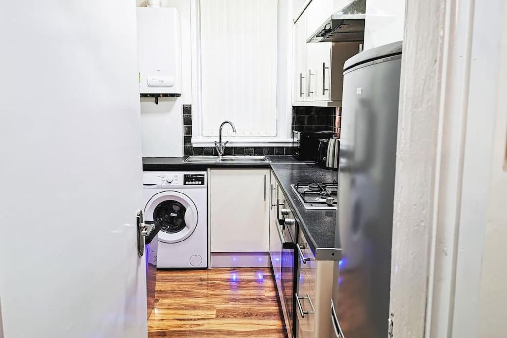 Glasgow Southside: Cosy 2 Bedroom Apartment — Photos 2